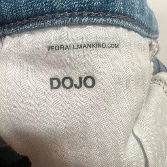 7 For All Mankind Light Blue Wide Leg Jeans. Size 25. Great Fit! - Picture 6 of 7